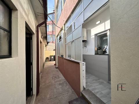 Apartamento T2 Venda em Ermesinde,Valongo