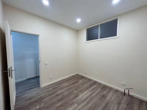 Apartamento T2 Venda em Ermesinde,Valongo