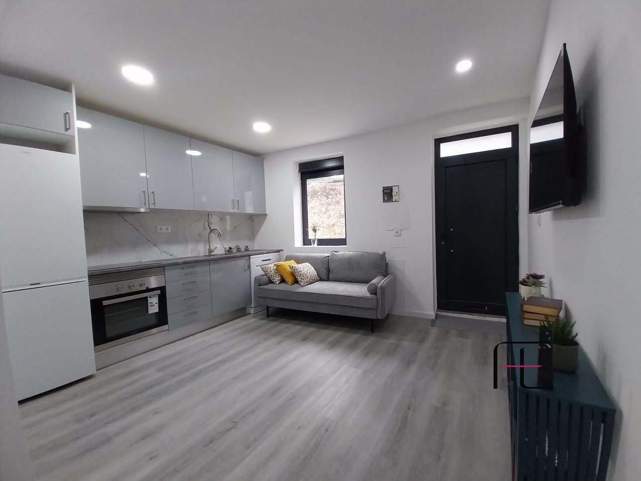 Moradia T1 Venda em Cedofeita, Santo Ildefonso, Sé, Miragaia, São Nicolau e Vitória,Porto