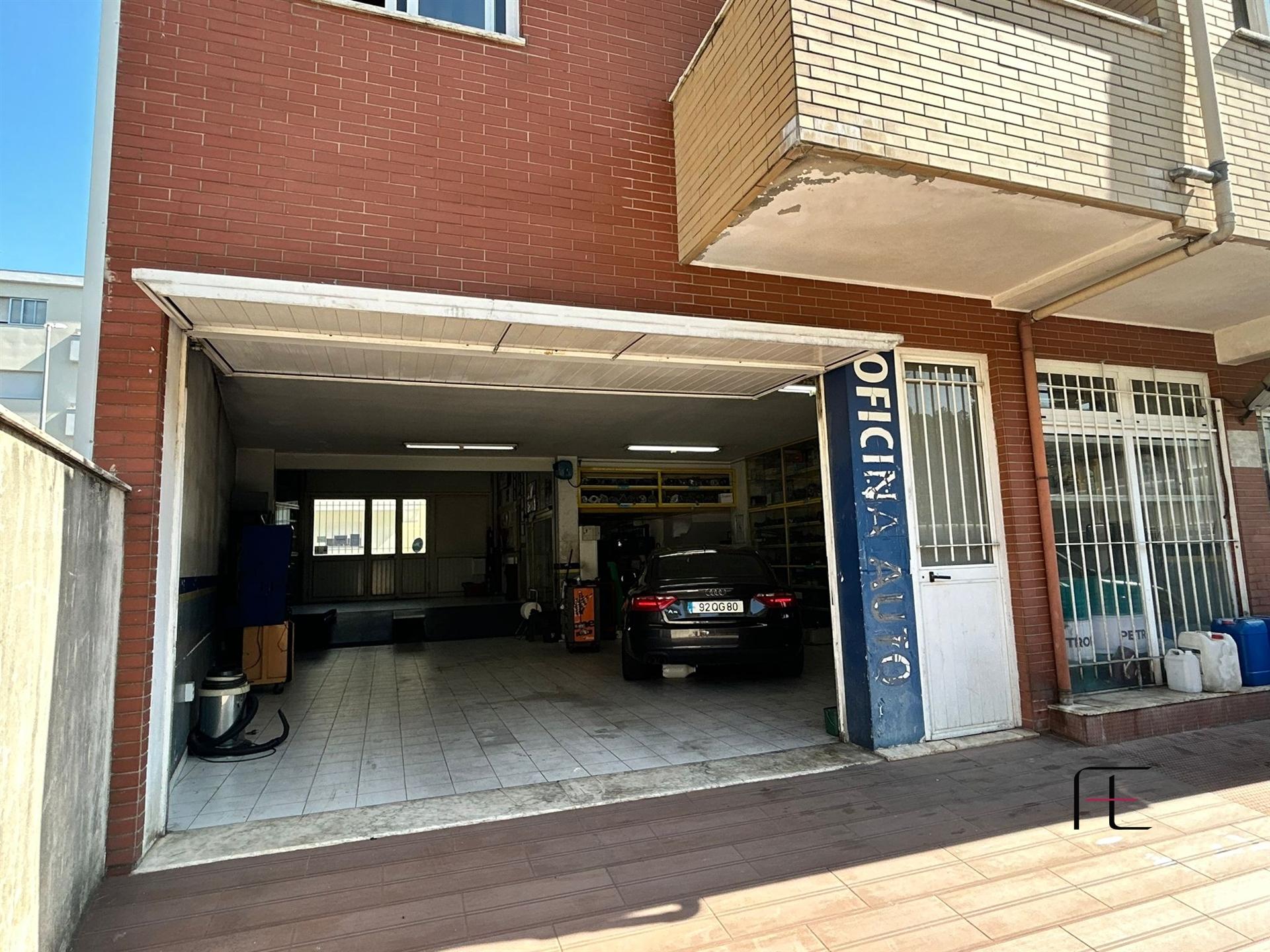 Oficina  Venda em Valongo,Valongo