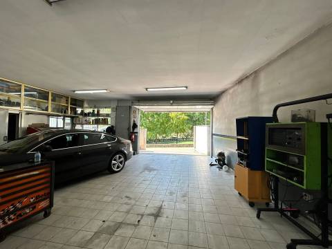 Oficina  Venda em Valongo,Valongo