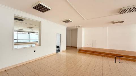 Loja  Arrendamento em Ermesinde,Valongo