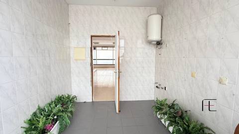 Loja  Arrendamento em Ermesinde,Valongo