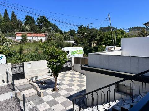 Moradia T3 Venda em Baguim do Monte (Rio Tinto),Gondomar