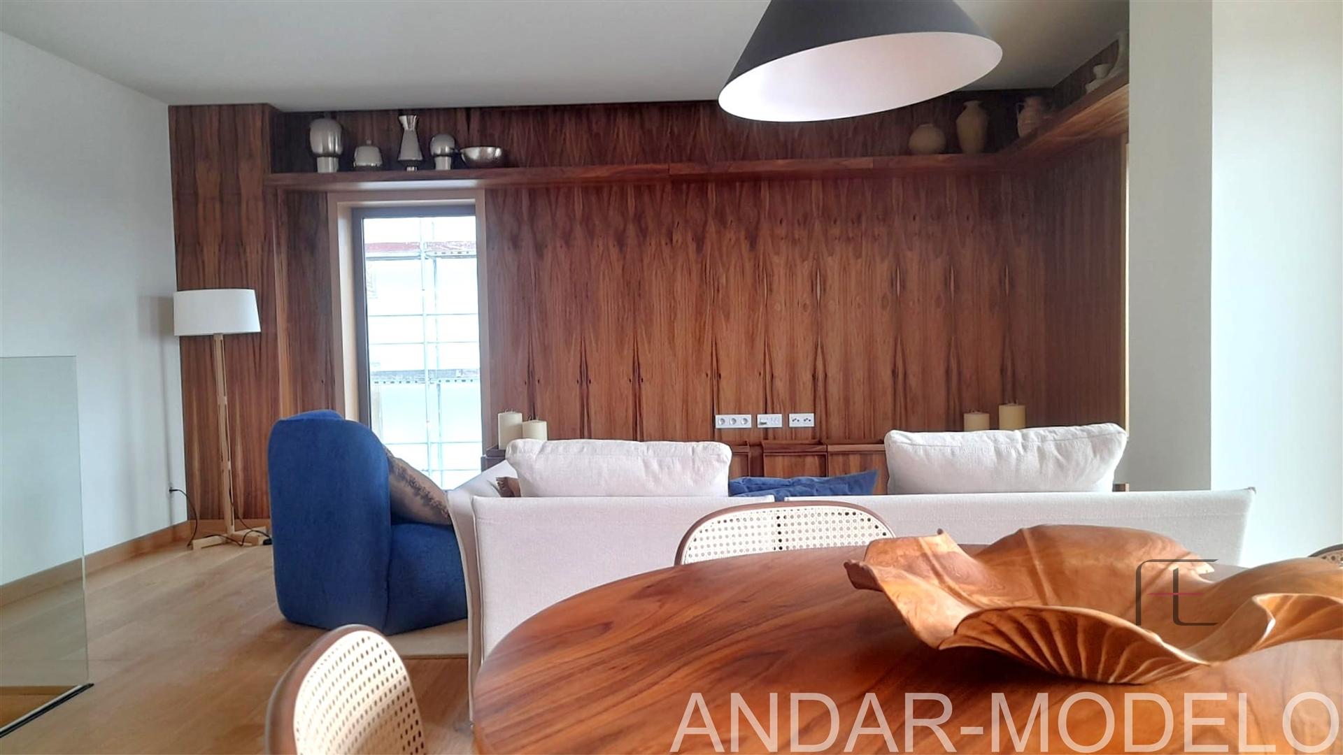 Apartamento T1+1 Venda em Cedofeita, Santo Ildefonso, Sé, Miragaia, São Nicolau e Vitória,Porto