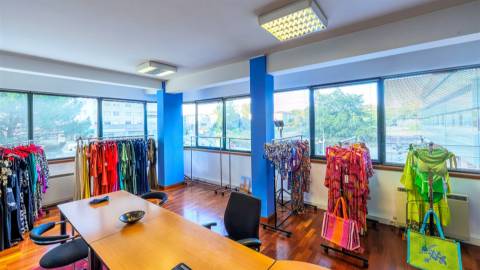 Escritório  Arrendamento em Ramalde,Porto