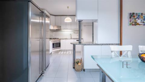 Apartamento T5 Venda em São Mamede de Infesta e Senhora da Hora,Matosinhos