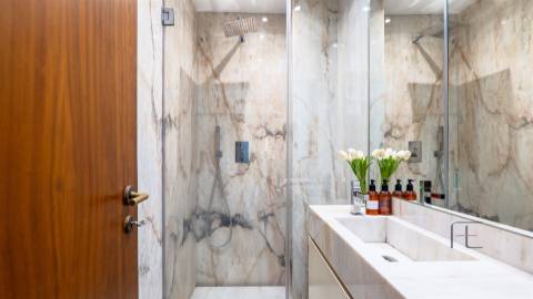 Apartamento T5 Venda em São Mamede de Infesta e Senhora da Hora,Matosinhos