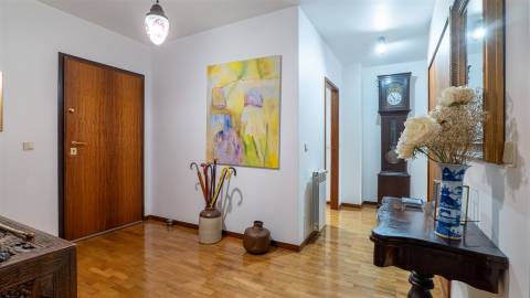 Apartamento T5 Venda em São Mamede de Infesta e Senhora da Hora,Matosinhos