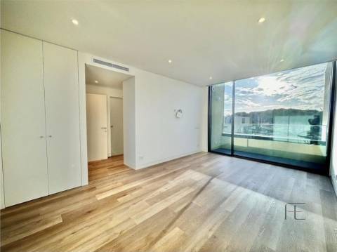 Moradia de Luxo T3 com Piscina Privada em Vilamoura Parque - Algarve