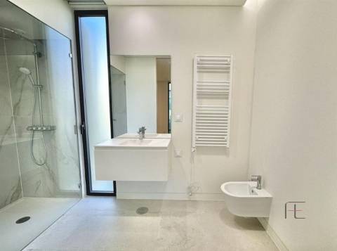 Moradia de Luxo T3 com Piscina Privada em Vilamoura Parque - Algarve