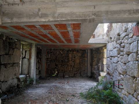 Herdade  Venda em Boelhe,Penafiel