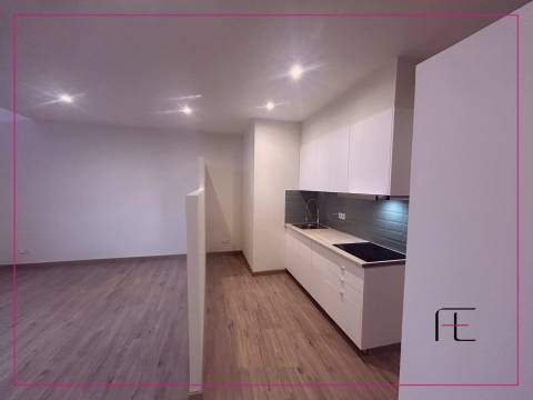 Apartamento T0 Venda em Matosinhos e Leça da Palmeira,Matosinhos