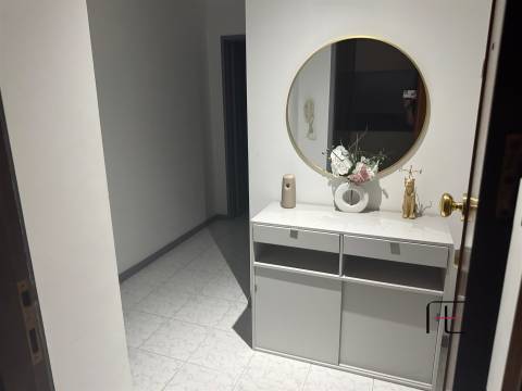 Apartamento T2 Venda em Baguim do Monte (Rio Tinto),Gondomar