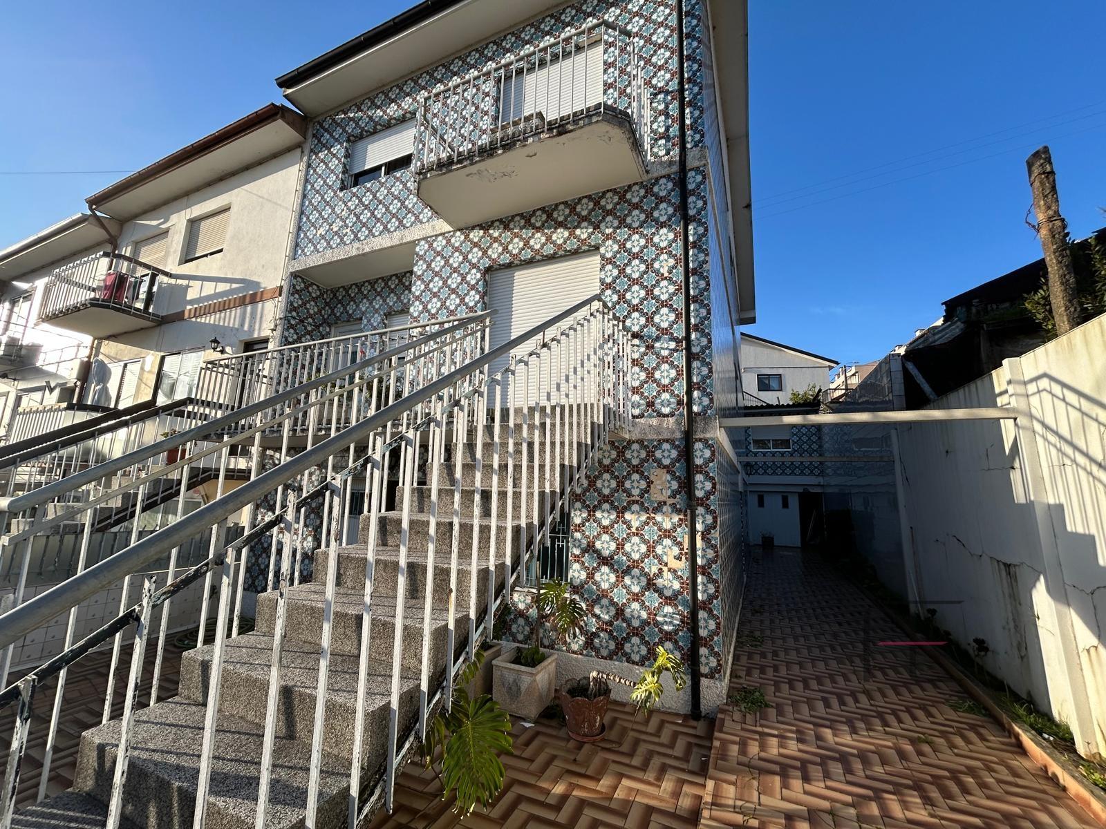 Moradia Geminada T5 Venda em Rio Tinto,Gondomar