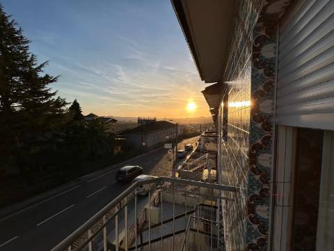 Moradia Geminada T5 Venda em Rio Tinto,Gondomar