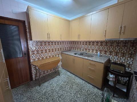 Moradia Geminada T5 Venda em Rio Tinto,Gondomar