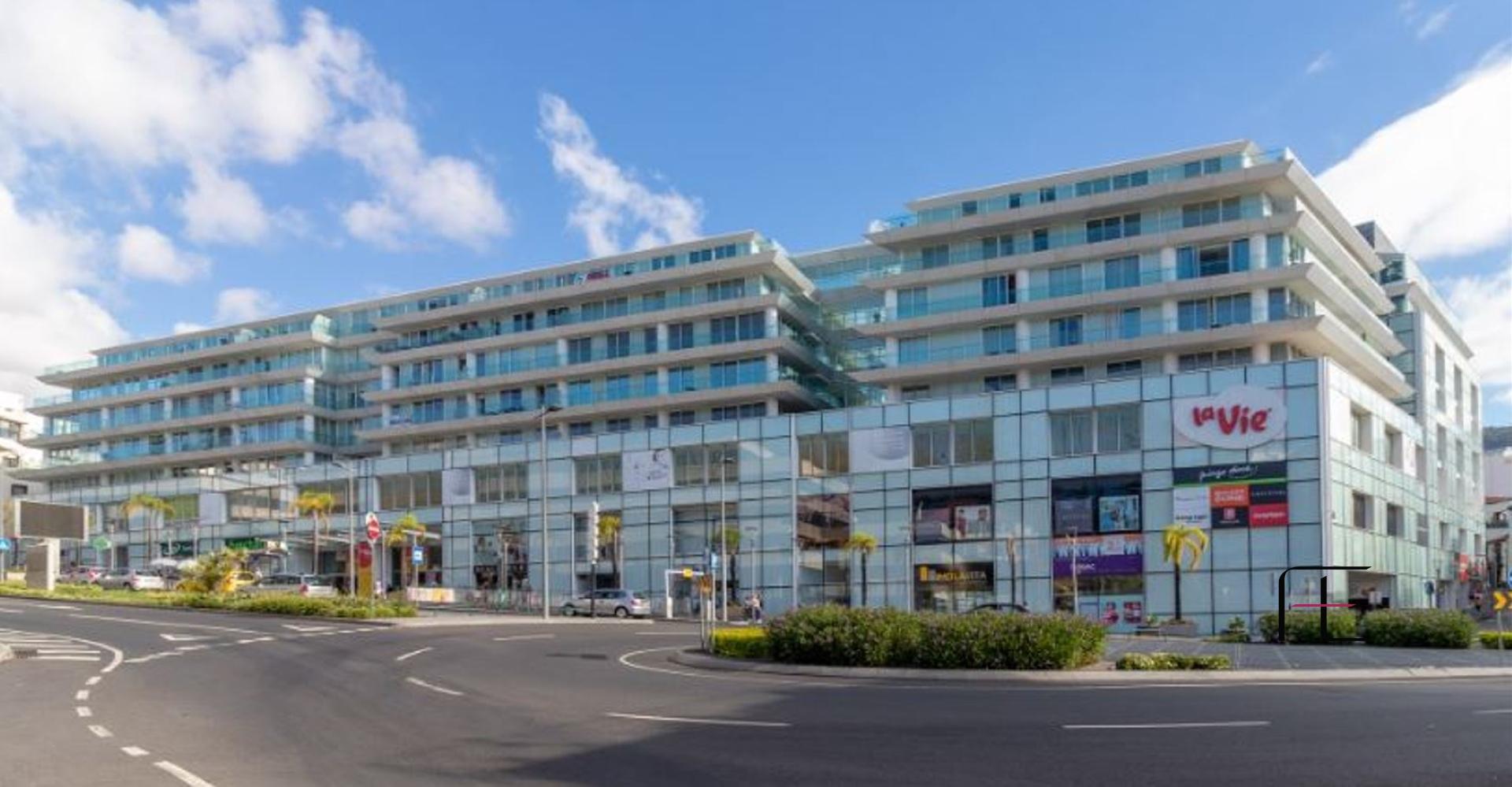 Apartamento T4 Venda em Funchal (Sé),Funchal