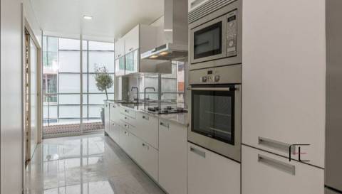 Apartamento T3 Venda em Funchal (Sé),Funchal