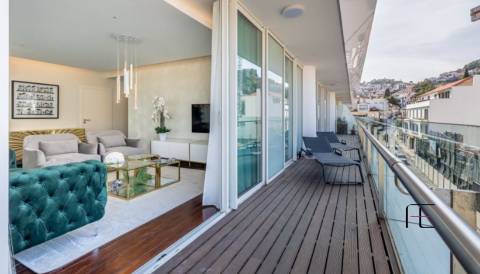 Apartamento T3 Venda em Funchal (Sé),Funchal