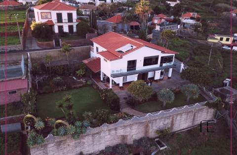 Andar Moradia T3+3 Venda em Caniço,Santa Cruz