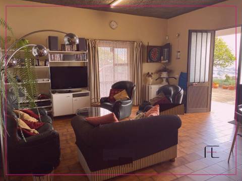 Andar Moradia T3+3 Venda em Caniço,Santa Cruz