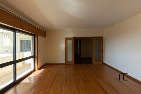 Apartamento T4 Venda em Aldoar, Foz do Douro e Nevogilde,Porto