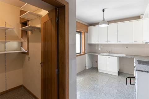 Apartamento T4 Venda em Aldoar, Foz do Douro e Nevogilde,Porto