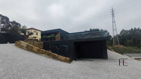 Moradia T4 Venda em Avintes,Vila Nova de Gaia