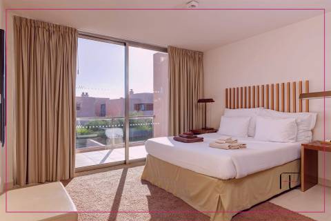 Moradia em Banda T4 Venda em Guia,Albufeira