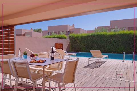 Moradia em Banda T4 Venda em Guia,Albufeira