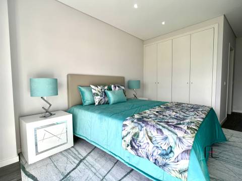 Apartamento T3 Venda em Quelfes,Olhão