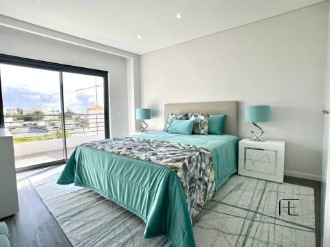 Apartamento T3 Venda em Quelfes,Olhão
