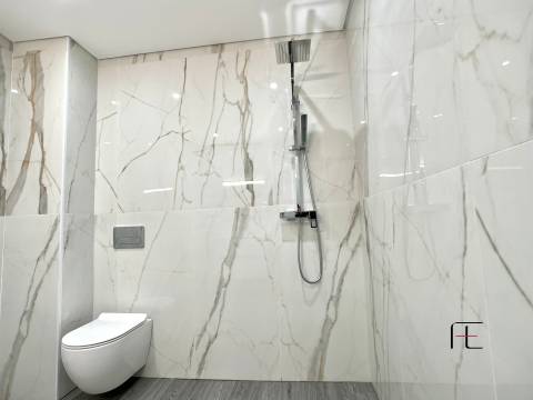 Apartamento T4 Venda em Quelfes,Olhão