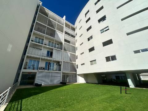 Apartamento T2 Venda em Setúbal (São Julião, Nossa Senhora da Anunciada e Santa Maria da Graça),Setúbal