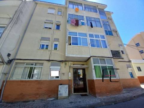 Apartamento T2 Venda em Amora,Seixal