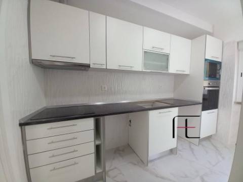 Apartamento T2 Venda em Amora,Seixal