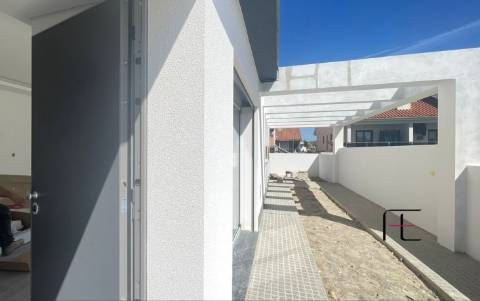 Moradia Geminada T4 Venda em Fernão Ferro,Seixal