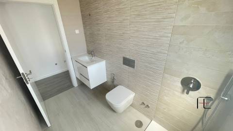 Moradia Geminada T4 Venda em Fernão Ferro,Seixal