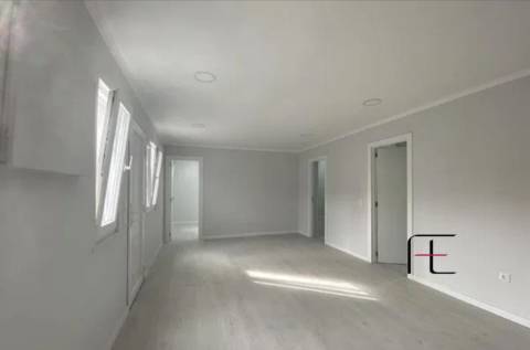 Moradia T2 Venda em Setúbal (São Sebastião),Setúbal