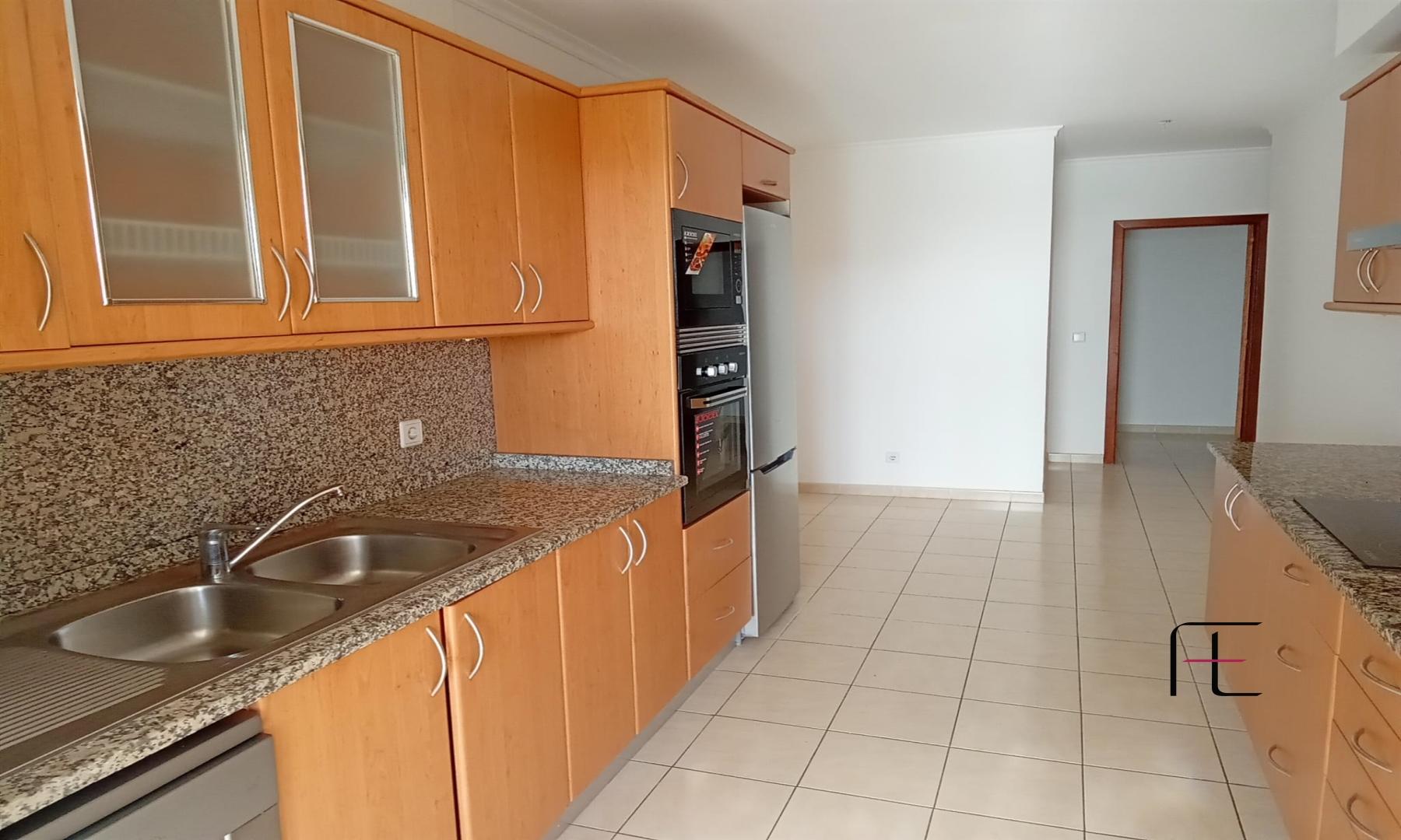 Apartamento T3 Venda em Funchal (São Pedro),Funchal