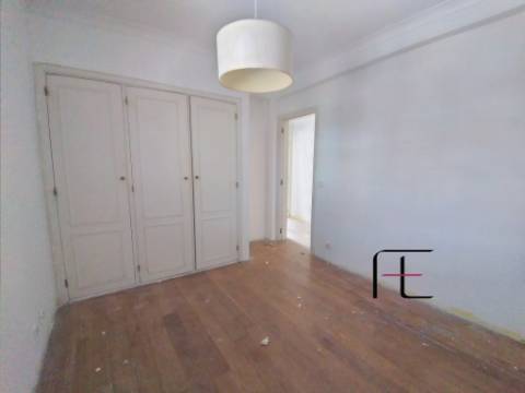 Moradia T7 Venda em Rio de Mouro,Sintra