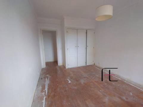 Moradia T7 Venda em Rio de Mouro,Sintra