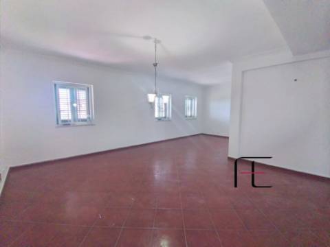 Moradia T7 Venda em Rio de Mouro,Sintra