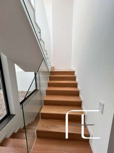 Moradia Geminada T4 Venda em Venteira,Amadora