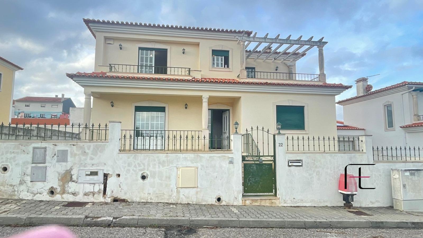 Moradia T4 Venda em Bombarral e Vale Covo,Bombarral