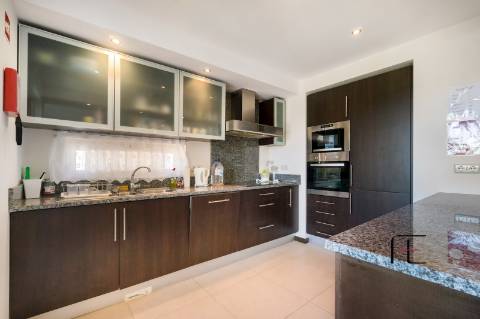 Apartamento T1+1 Venda em Estômbar e Parchal,Lagoa (Algarve)