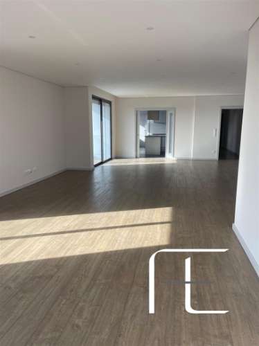 Apartamento T4 Venda em Cedofeita, Santo Ildefonso, Sé, Miragaia, São Nicolau e Vitória,Porto