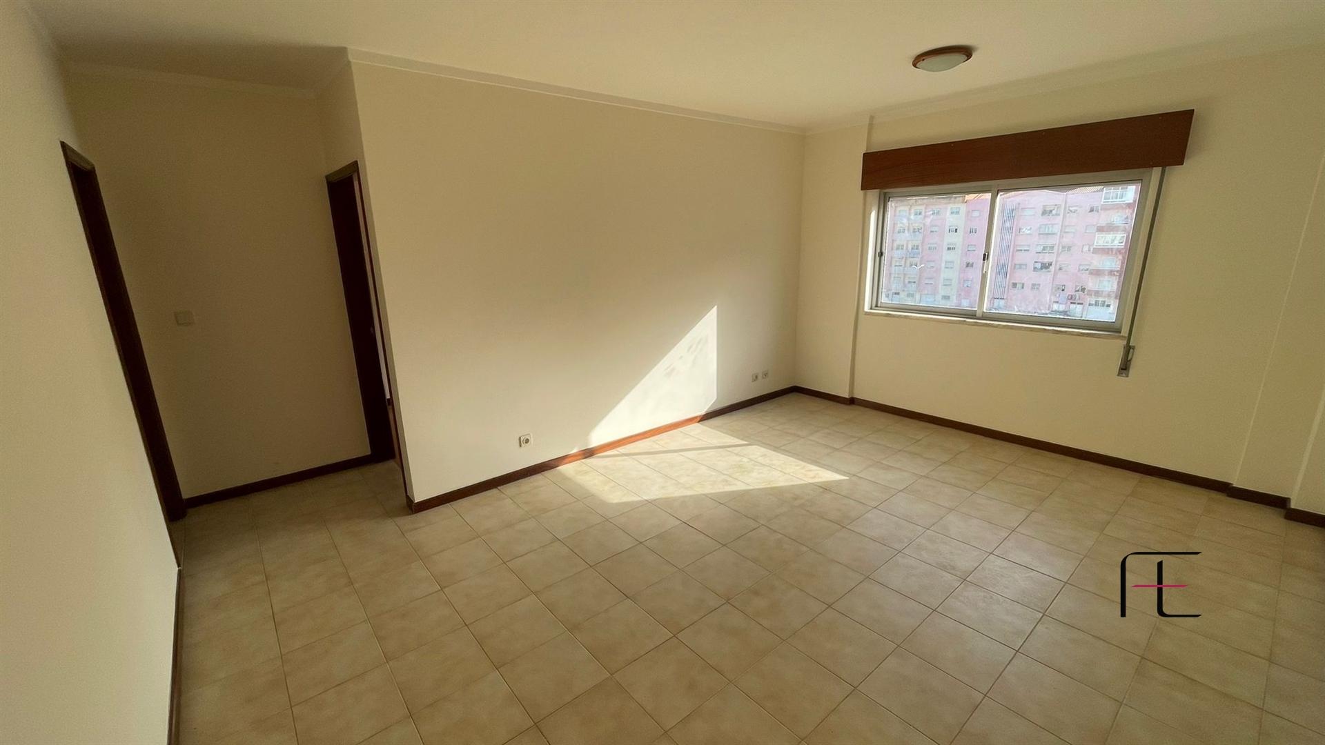 Apartamento T1 Venda em Loures,Loures