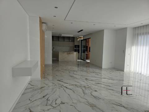 Apartamento T3 Venda em Caniço,Santa Cruz